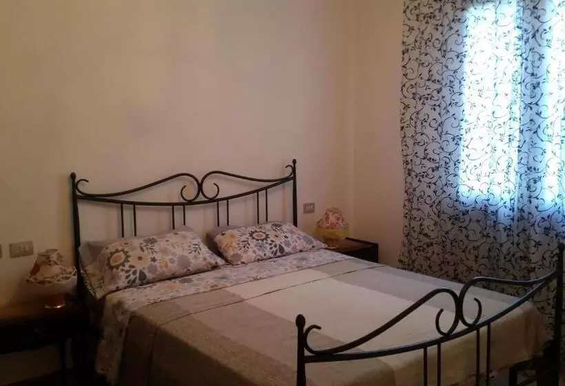 تختخواب و صبحانه La Casetta Di Badolo