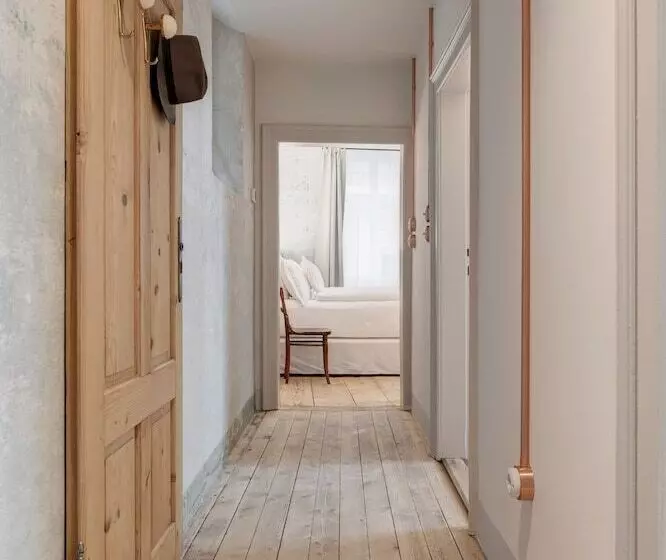 ベッドアンドブレックファースト Steinach Townhouse Meran