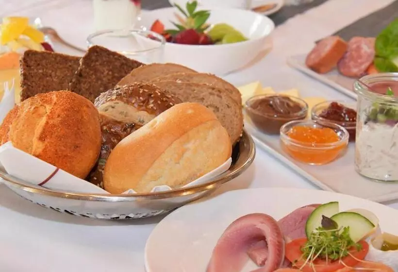 Hotelli Alter Muschelsaal