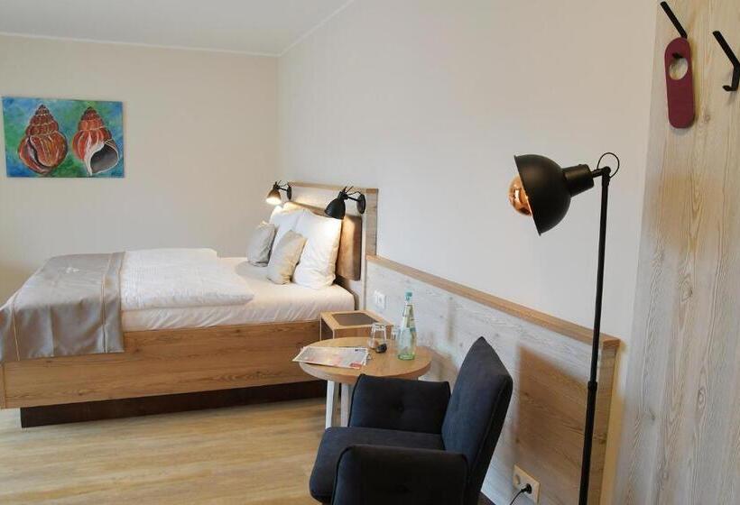 هتل Alter Muschelsaal