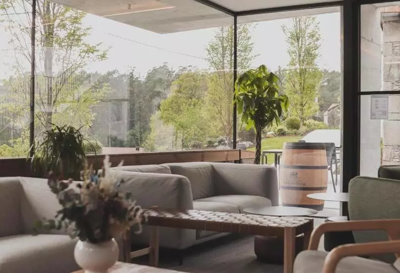 Atmos Hotel Boutique