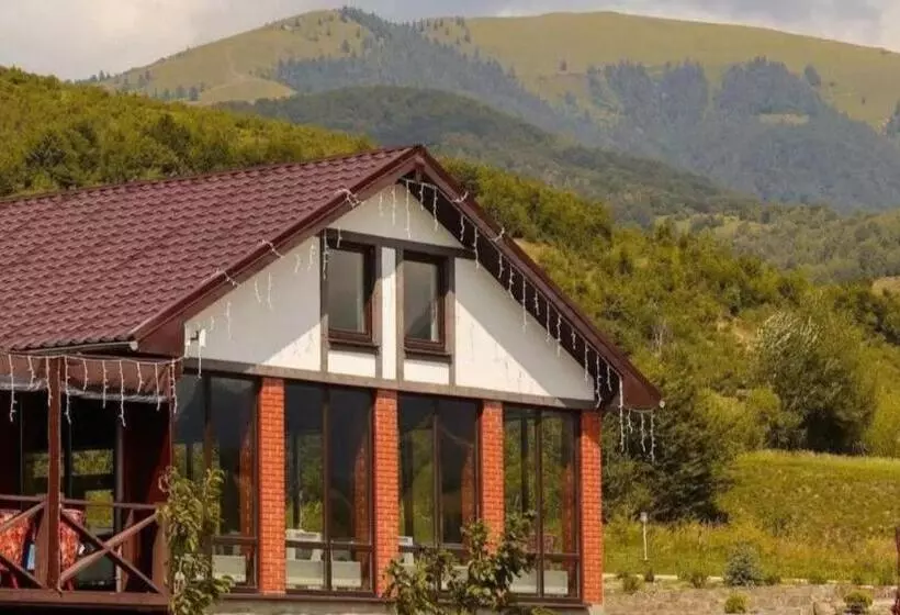 Hotelli Kolochava Eco Resort