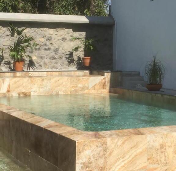 בית מלון כפרי Quinta Alberto Boutique