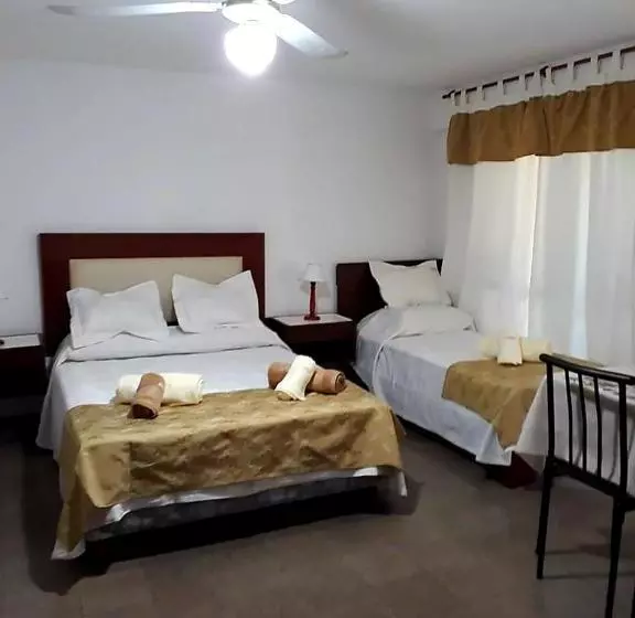 پانسیون Departamentos Maryan