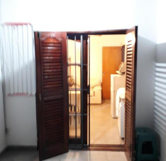 펜션 Departamentos Maryan