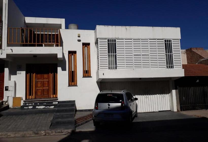 펜션 Departamentos Maryan