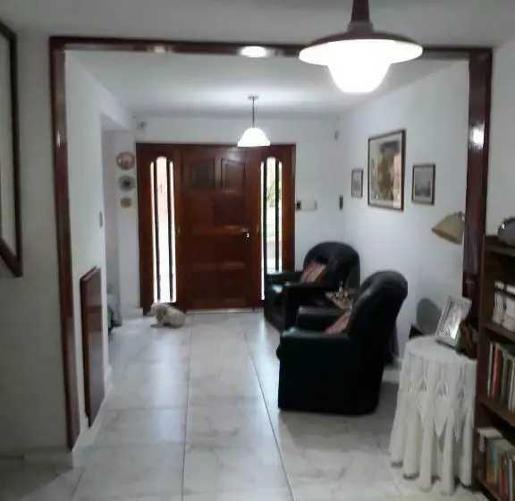 پانسیون Departamentos Maryan