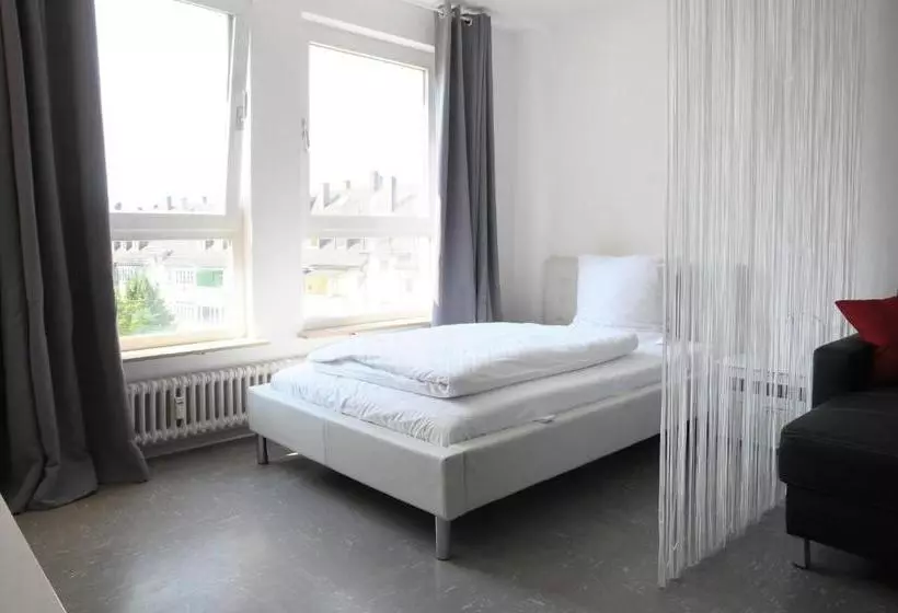 Seeger Living Classic East