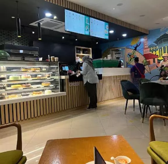 Zulanie Suite Troika Residence, Spacious And Cozy With Pool, Free Wifi & Netflix In Golden Triangle