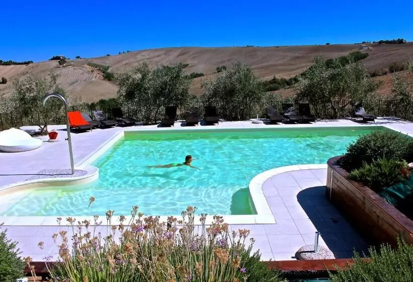 ホテル Agriturismo Tenuta Belvedere