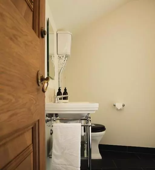 Hotelli Mingary Castle   Restaurant With Rooms