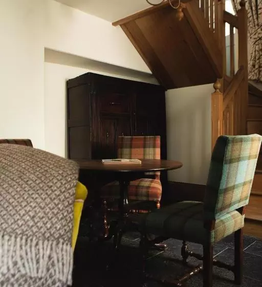 Hotelli Mingary Castle   Restaurant With Rooms