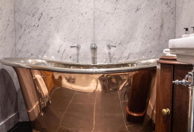 호텔 Mingary Castle Restaurant With Rooms