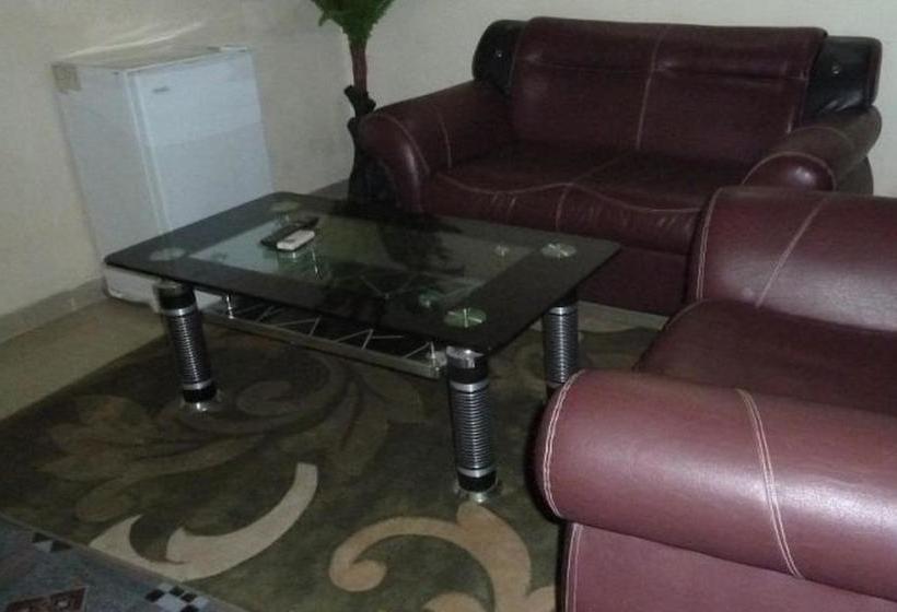 بنسيون Definite Destiny Standard