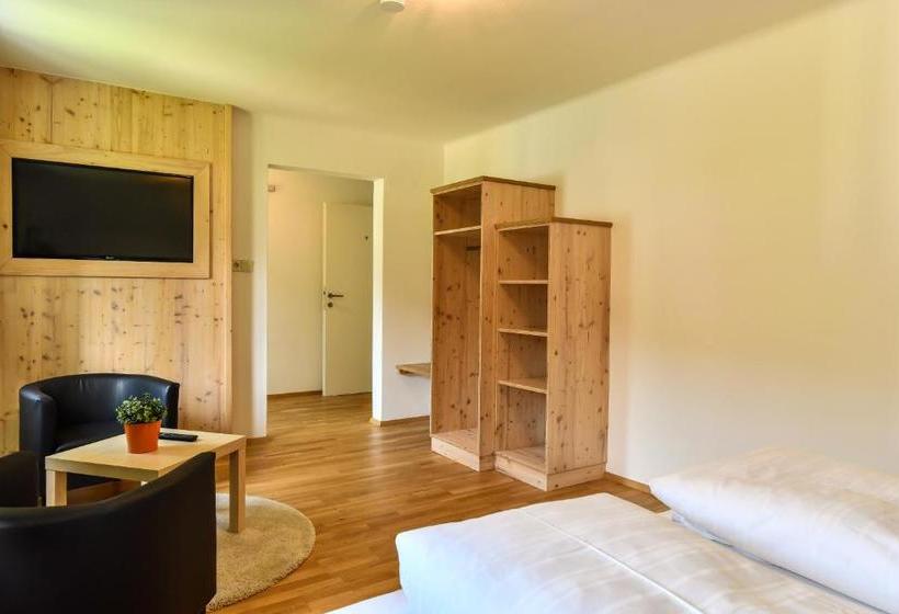 Отель Gästehaus Hartl   Gasthof Hartl, Vlg Zum Wirt