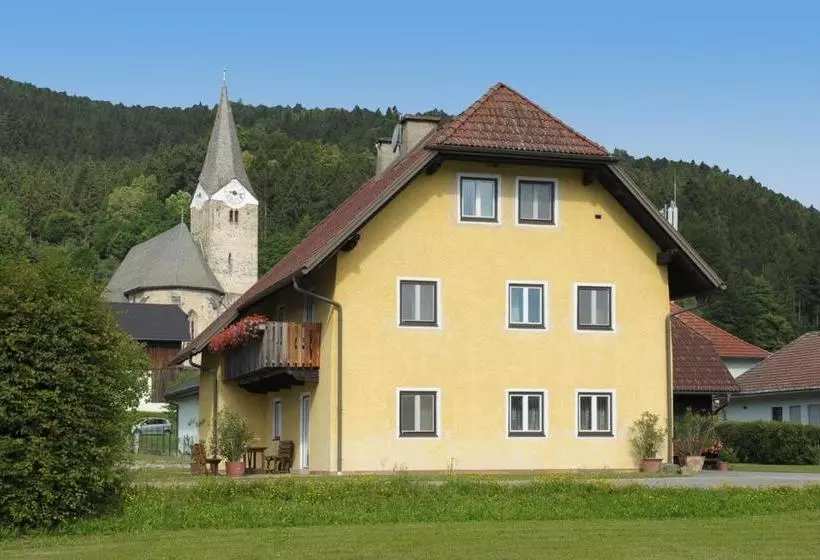 ホテル Gästehaus Hartl   Gasthof Hartl, Vlg Zum Wirt