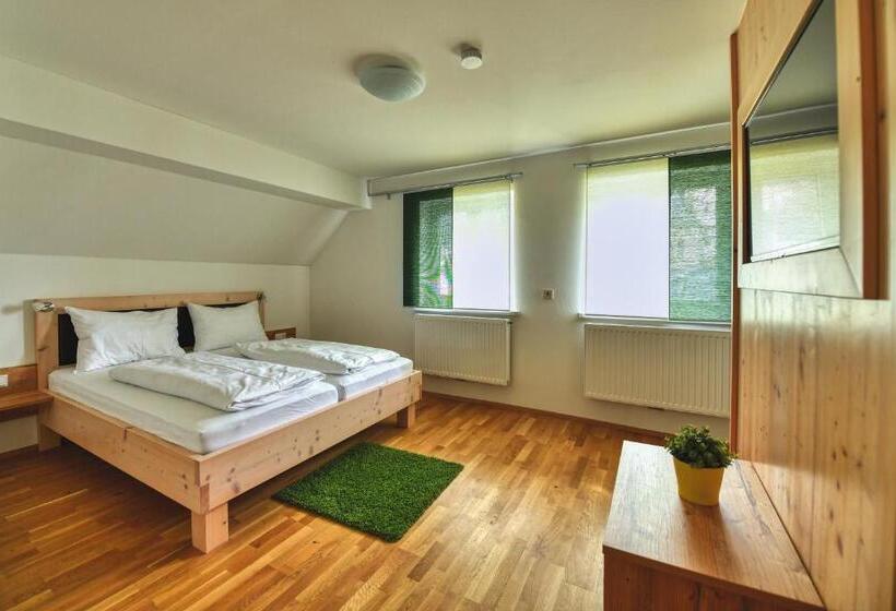 Отель Gästehaus Hartl   Gasthof Hartl, Vlg Zum Wirt