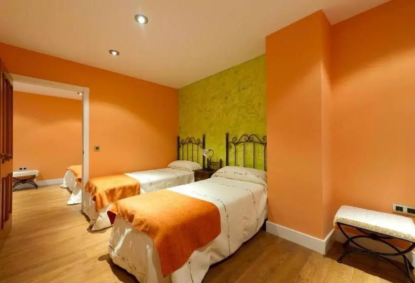 Aparthotel Capitolina