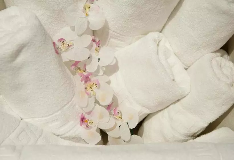 Aparthotel Capitolina