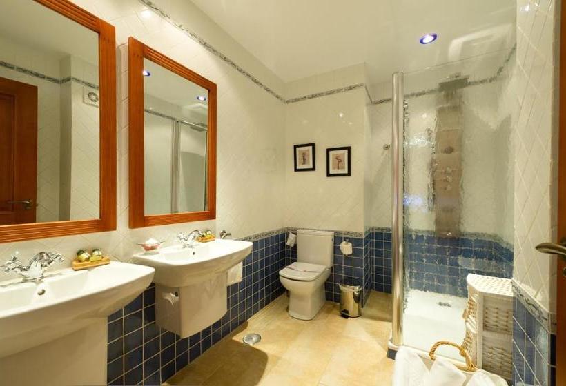 Aparthotel Capitolina