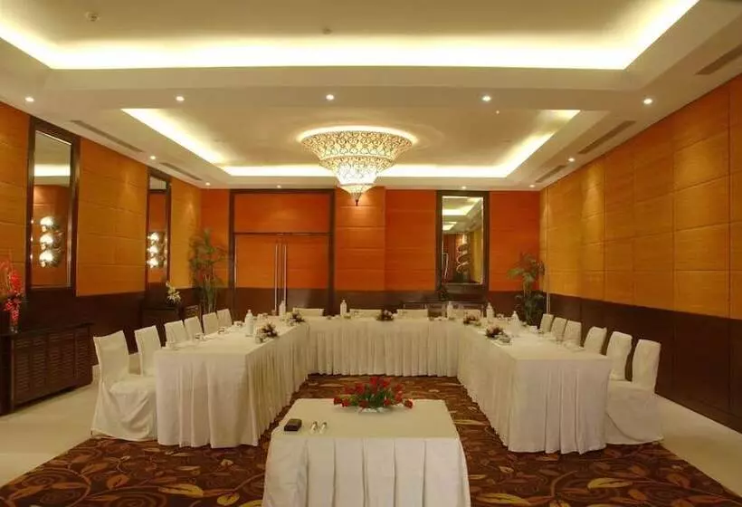 Fortune Select Global, Gurugram Member Itc S Hotel Group