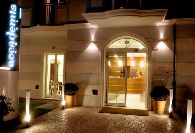 فندق Accademia