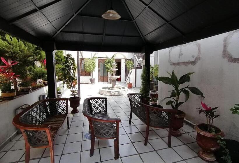 Отель Casa De La Luna