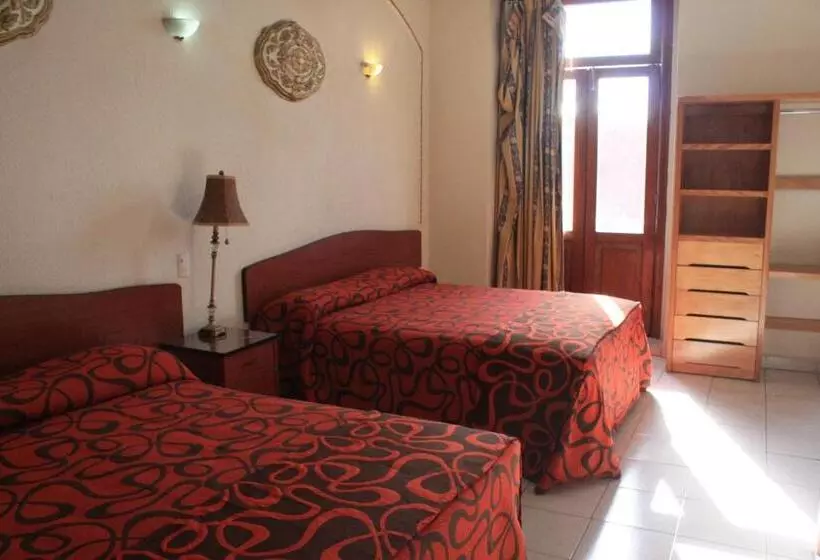 هتل Casa De La Luna