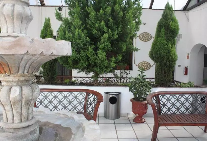 هتل Casa De La Luna