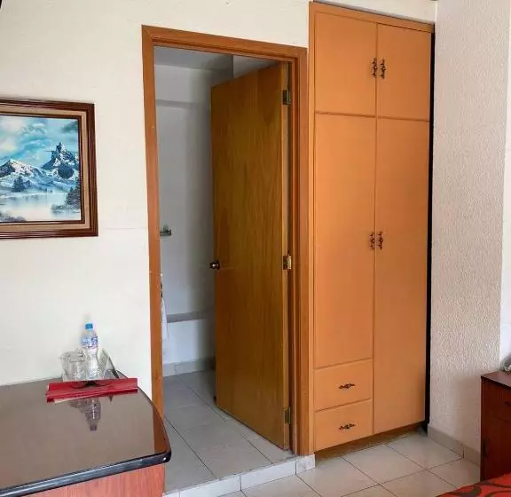 هتل Casa De La Luna