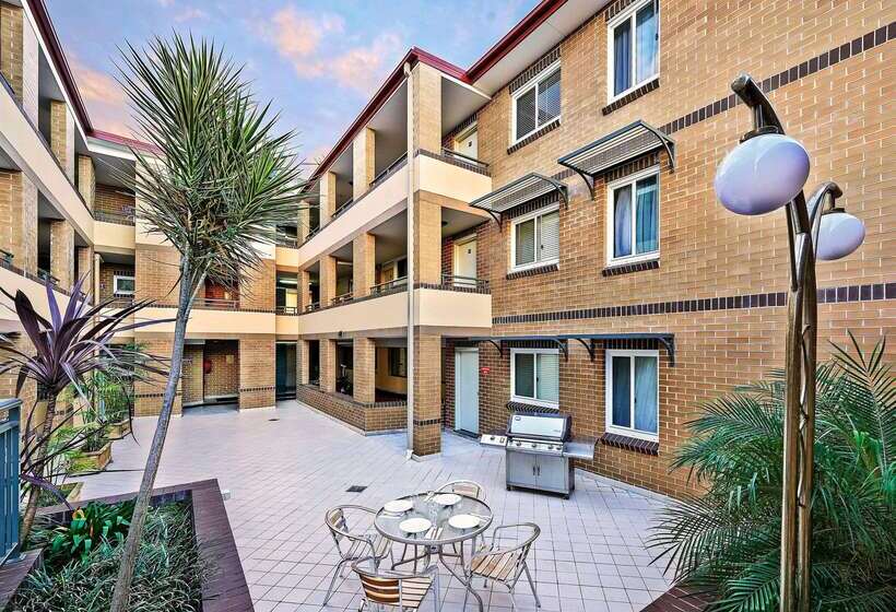 فندق Comfort Inn & Suites Burwood