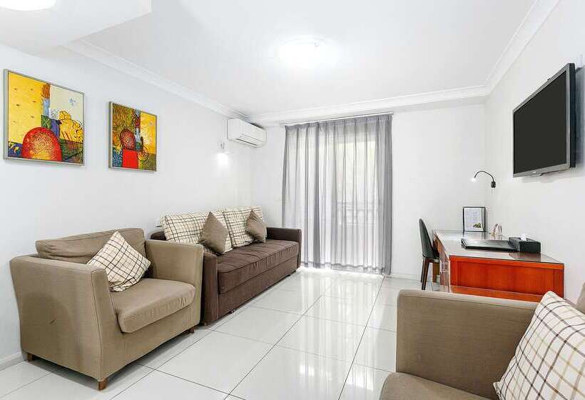 فندق Comfort Inn & Suites Burwood