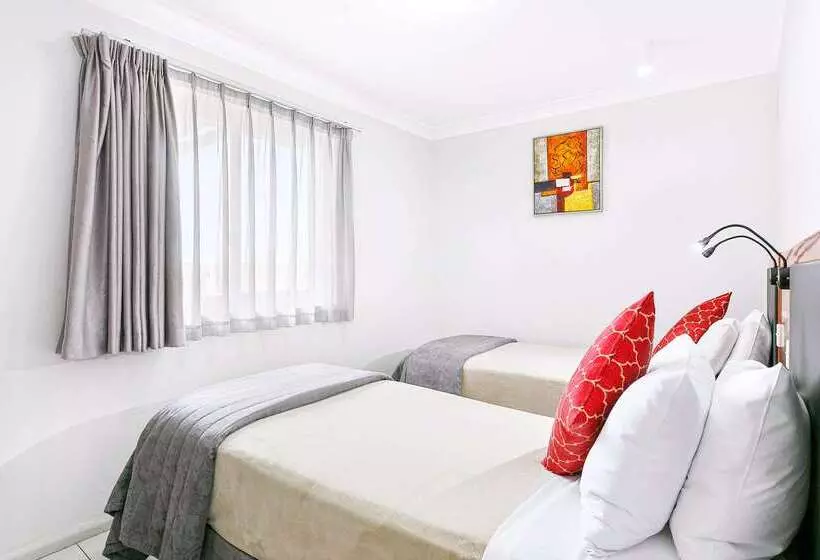 בית מלון כפרי Comfort Inn & Suites Burwood