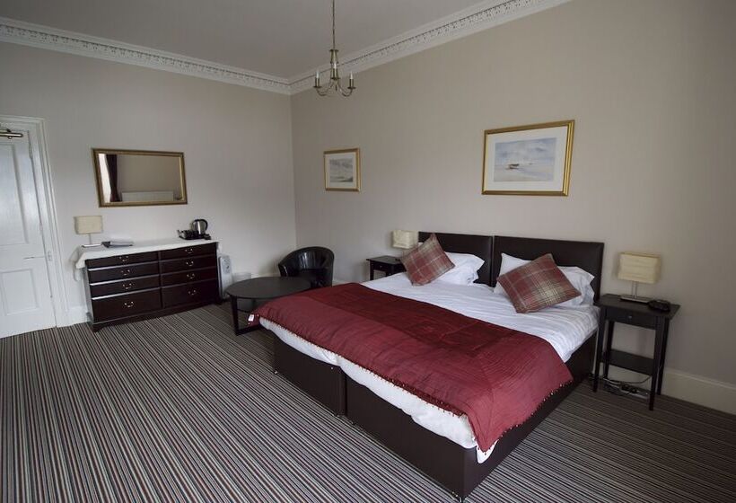 בית מלון כפרי Creag Mhor Lodge