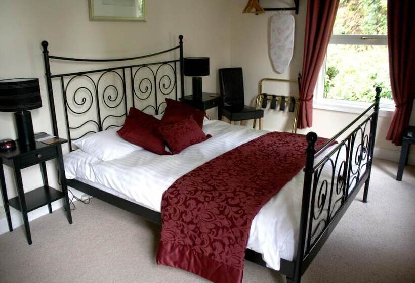 בית מלון כפרי Creag Mhor Lodge