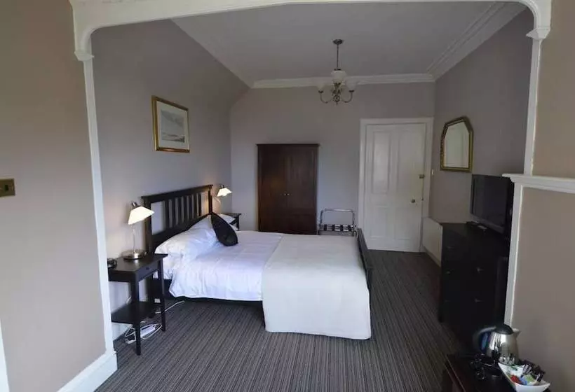 Отель Creag Mhor Lodge