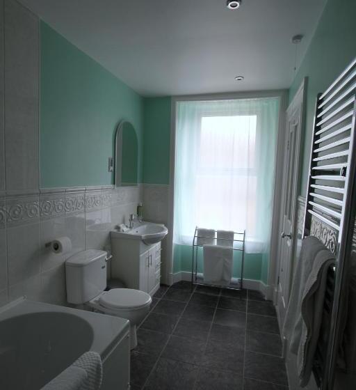 בית מלון כפרי Creag Mhor Lodge