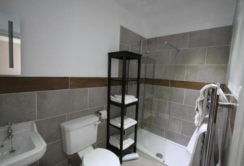 בית מלון כפרי Creag Mhor Lodge