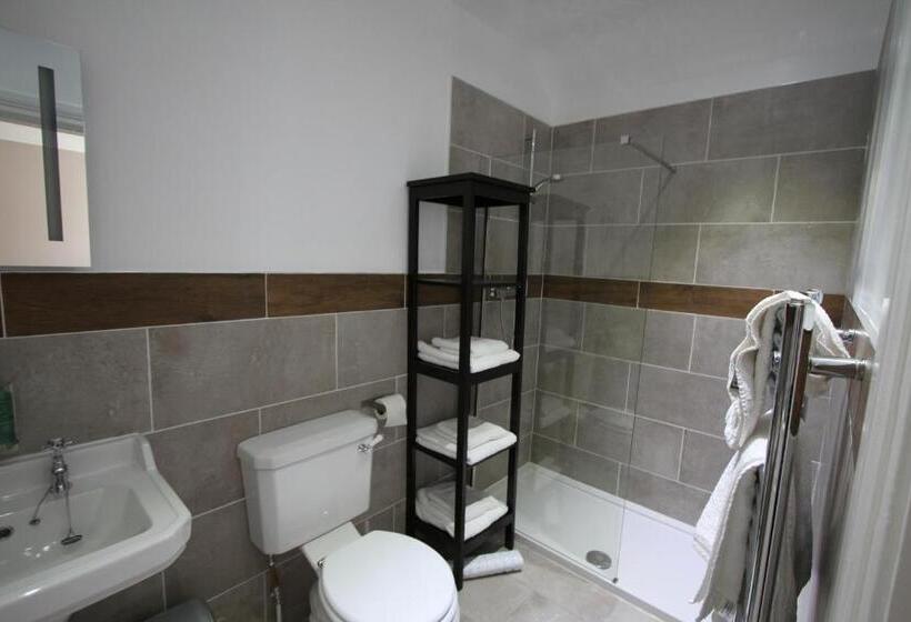 בית מלון כפרי Creag Mhor Lodge