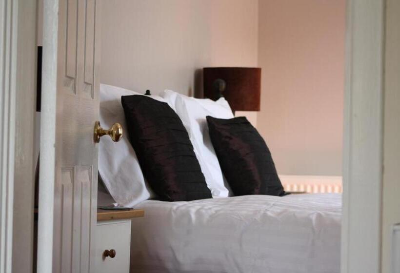 בית מלון כפרי Creag Mhor Lodge