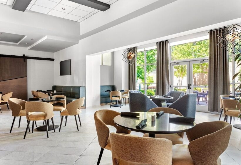 Delta Hotels By Marriott Midwest City At The Reed Conference Center