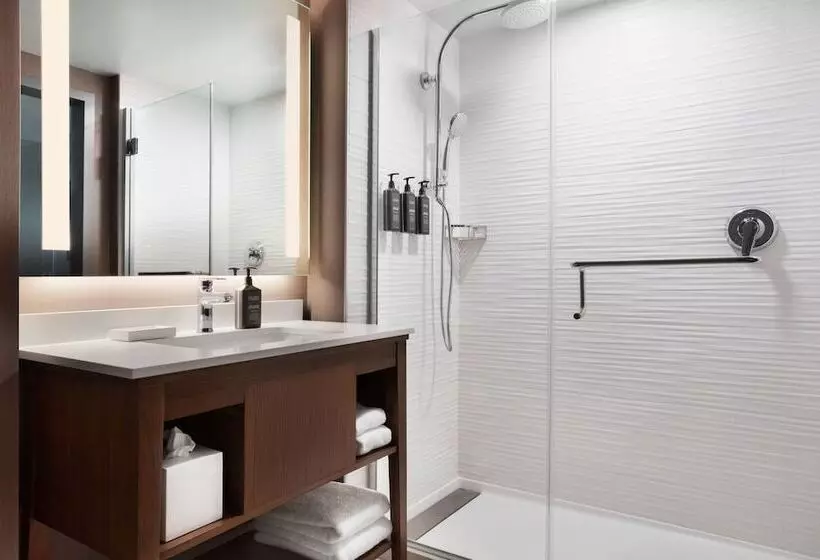 Delta Hotels By Marriott Midwest City At The Reed Conference Center