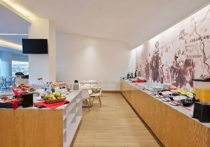 בית מלון כפרי Fiesta Inn Express Durango