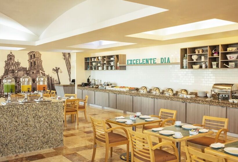 هتل Fiesta Inn Express San Luis Potosí Oriente