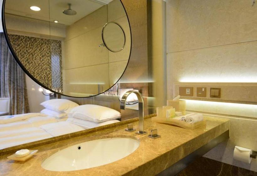 هتل Harbour Grand Hong Kong