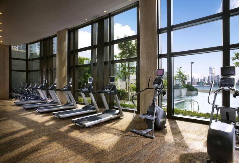 هتل Harbour Grand Hong Kong