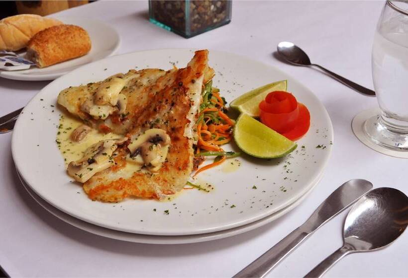 בית מלון כפרי Hill House Usaquen