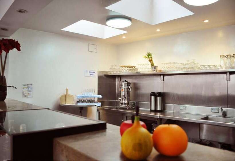 בית מלון כפרי Hill House Usaquen