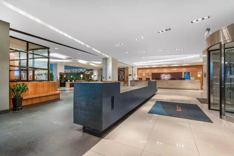 Leafin Hotel Beijing Minzuyuan