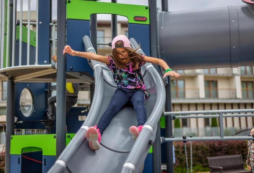 酒店 Holiday Inn Resort Warsaw Józefów, An Ihg